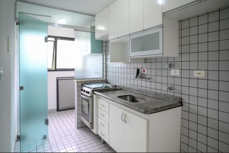 Apartamento para alugar com 50m², 2 quartos e 1 vaga Apartamento para alugar com 50m², 2 quartos e 1 vagaCozinha