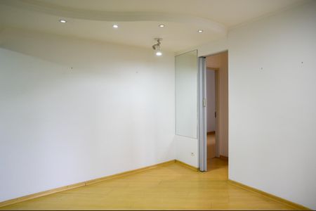 Sala de apartamento para alugar com 2 quartos, 50m² em Jardim Celeste, São Paulo