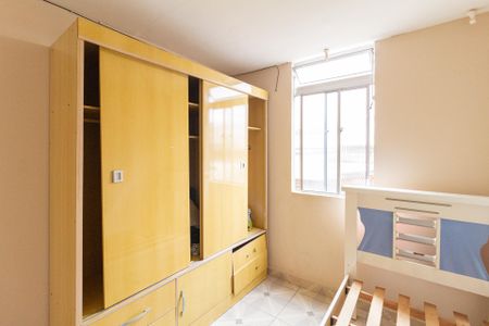 Quarto 1 de apartamento para alugar com 2 quartos, 50m² em Conjunto Habitacional Presidente Castelo Branco, Carapicuíba