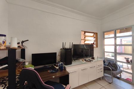 Sala de casa à venda com 3 quartos, 150m² em Dic Vi (conjunto Habitacional Santo Dias Silva), Campinas