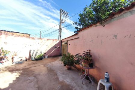 Quintal - Garagem de casa à venda com 3 quartos, 150m² em Dic Vi (conjunto Habitacional Santo Dias Silva), Campinas