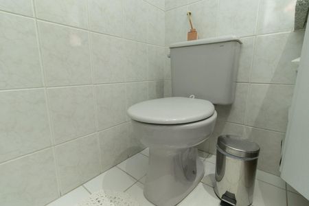 Apartamento à venda com 95m², 3 quartos e 2 vagas Apartamento à venda com 95m², 3 quartos e 2 vagasBanheiro da Suíte