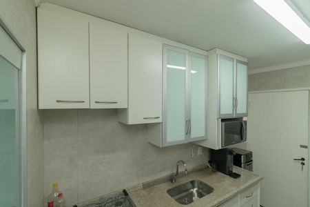 Apartamento à venda com 95m², 3 quartos e 2 vagas Apartamento à venda com 95m², 3 quartos e 2 vagasCozinha