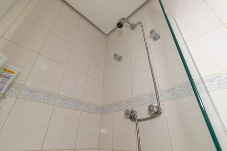 Apartamento à venda com 95m², 3 quartos e 2 vagas Apartamento à venda com 95m², 3 quartos e 2 vagasBanheiro Social