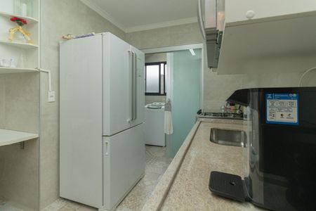 Apartamento à venda com 95m², 3 quartos e 2 vagas Apartamento à venda com 95m², 3 quartos e 2 vagasCozinha