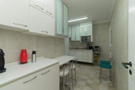 Apartamento à venda com 95m², 3 quartos e 2 vagas Apartamento à venda com 95m², 3 quartos e 2 vagasCozinha