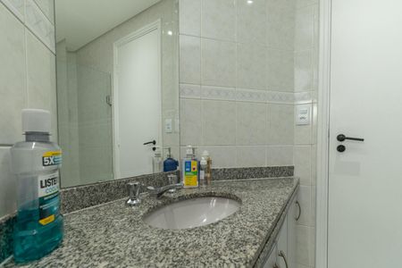 Apartamento à venda com 95m², 3 quartos e 2 vagas Apartamento à venda com 95m², 3 quartos e 2 vagasBanheiro da Suíte