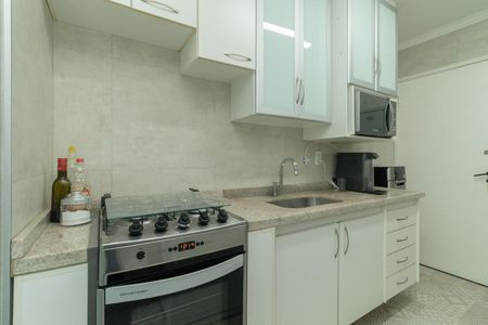 Apartamento à venda com 95m², 3 quartos e 2 vagas Apartamento à venda com 95m², 3 quartos e 2 vagasCozinha