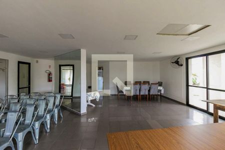 Apartamento à venda com 95m², 3 quartos e 2 vagas Apartamento à venda com 95m², 3 quartos e 2 vagasÁrea comum - Salão de festas