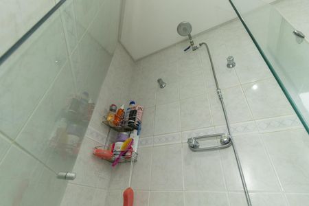 Apartamento à venda com 95m², 3 quartos e 2 vagas Apartamento à venda com 95m², 3 quartos e 2 vagasBanheiro da Suíte