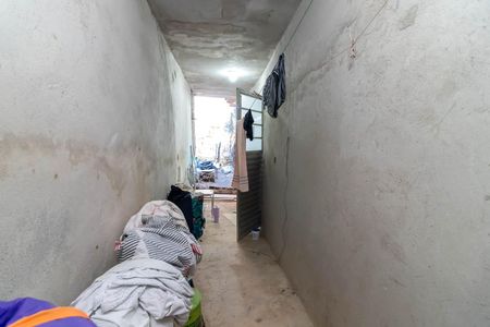 Corredor de Entrada de casa à venda com 1 quarto, 55m² em Jardim Guarani, São Paulo