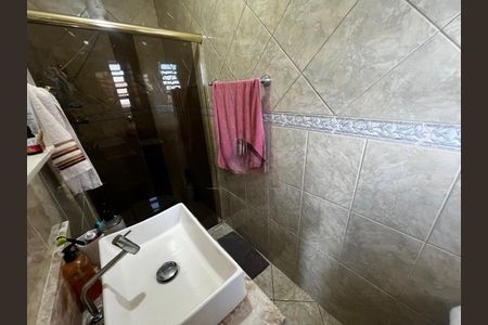 Casa à venda com 5 quartos, 200m² em Cidade Dutra, São Paulo