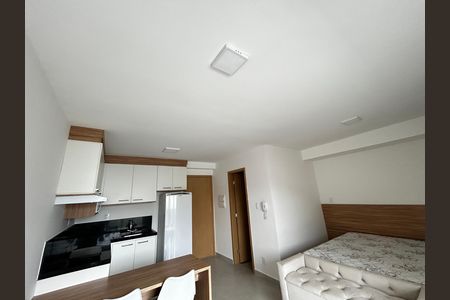 Cozinha de kitnet/studio para alugar com 1 quarto, 39m² em Centro, Juiz de Fora