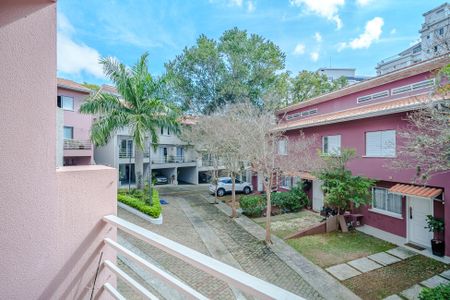 Casa de condomínio à venda com 115m², 2 quartos e 1 vaga Casa de condomínio à venda com 115m², 2 quartos e 1 vagaVaranda