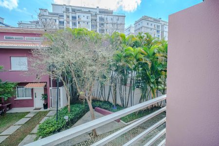 Casa de condomínio à venda com 115m², 2 quartos e 1 vaga Casa de condomínio à venda com 115m², 2 quartos e 1 vagaVaranda