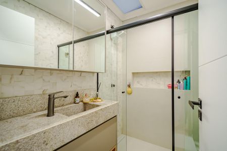 Casa de condomínio à venda com 115m², 2 quartos e 1 vaga Casa de condomínio à venda com 115m², 2 quartos e 1 vagaBanheiro