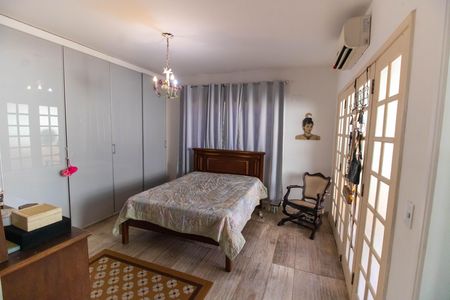 Casa de condomínio à venda com 150m², 3 quartos e 1 vaga Casa de condomínio à venda com 150m², 3 quartos e 1 vagaSuíte