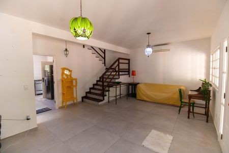Casa de Condomínio à venda com 3 quartos, 150m² em Maria Paula, Niterói