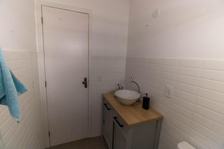 Casa de condomínio à venda com 150m², 3 quartos e 1 vaga Casa de condomínio à venda com 150m², 3 quartos e 1 vagaBanheiro Social