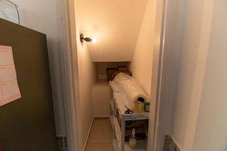 Casa de condomínio à venda com 150m², 3 quartos e 1 vaga Casa de condomínio à venda com 150m², 3 quartos e 1 vagaDespensa
