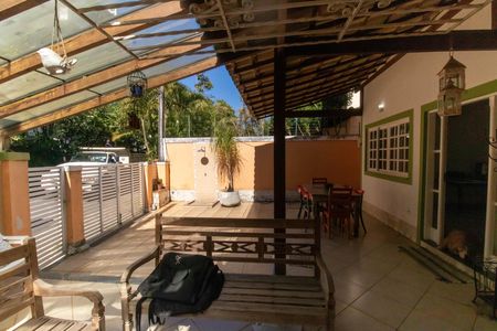 Casa de condomínio à venda com 150m², 3 quartos e 1 vaga Casa de condomínio à venda com 150m², 3 quartos e 1 vagaÁrea externa