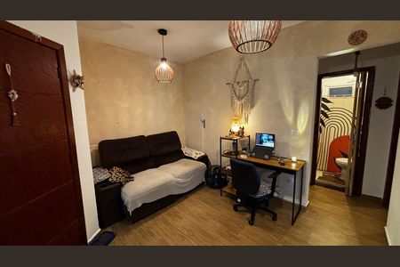 Apartamento à venda com 50m², 2 quartos e 2 vagasSala