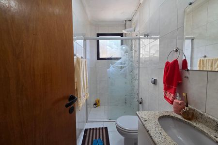 Apartamento para alugar com 101m², 2 quartos e 1 vaga Apartamento para alugar com 101m², 2 quartos e 1 vagaBanheiro