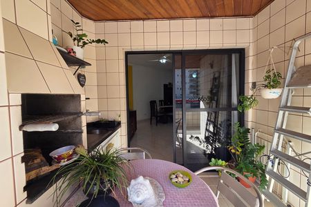 Apartamento para alugar com 101m², 2 quartos e 1 vaga Apartamento para alugar com 101m², 2 quartos e 1 vagaVaranda