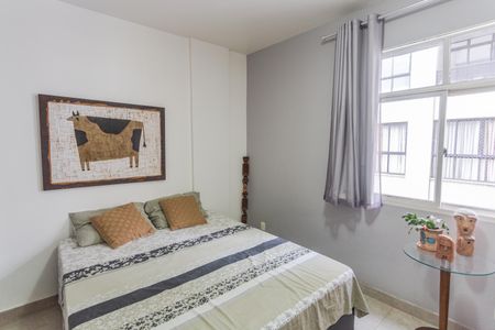 Quarto de apartamento à venda com 1 quarto, 48m² em Funcionários, Belo Horizonte