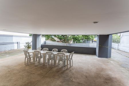 Apartamento à venda com 49m², 1 quarto e sem vagaÁrea Comum - Salão de Festas