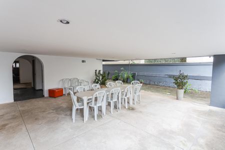 Apartamento à venda com 49m², 1 quarto e sem vagaÁrea Comum - Salão de Festas