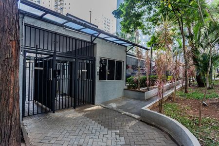 Apartamento para alugar com 50m², 2 quartos e 1 vaga Apartamento para alugar com 50m², 2 quartos e 1 vagaFachada