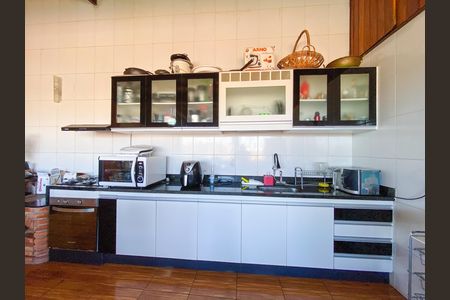 Casa para alugar com 5 quartos, 360m² em Palmeiras, Belo Horizonte