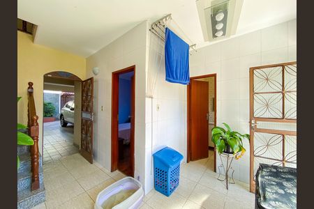 Casa para alugar com 5 quartos, 360m² em Palmeiras, Belo Horizonte