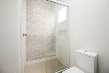 Casa de condomínio para alugar com 100m², 3 quartos e 1 vaga Casa de condomínio para alugar com 100m², 3 quartos e 1 vagaBanheiro da Suíte