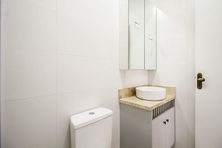 Casa de condomínio para alugar com 100m², 3 quartos e 1 vaga Casa de condomínio para alugar com 100m², 3 quartos e 1 vagaBanheiro da Suíte