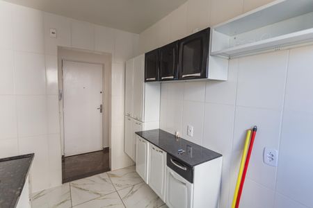 Apartamento à venda com 46m², 2 quartos e 1 vaga Apartamento à venda com 46m², 2 quartos e 1 vagaCozinha/Área de Serviço