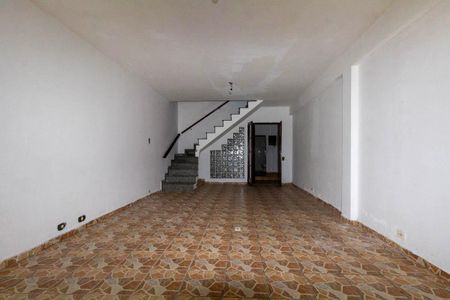 Casa à venda com 2 quartos, 124m² em Jardim Eliane, São Paulo