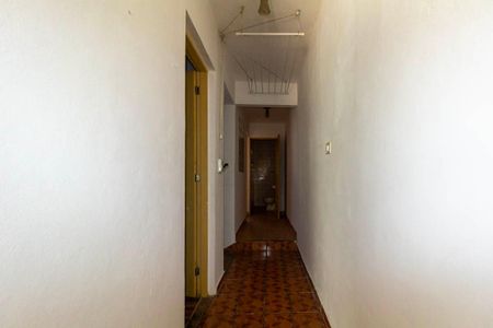 Corredor de casa à venda com 2 quartos, 124m² em Jardim Eliane, São Paulo
