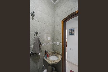 Banheiro de casa à venda com 2 quartos, 167m² em Parque Santo Antonio, São Bernardo do Campo