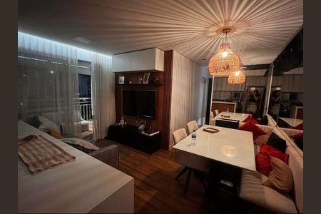 Sala de apartamento à venda com 2 quartos, 64m² em Brooklin, São Paulo
