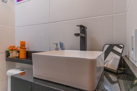 Apartamento para alugar com 47m², 2 quartos e 1 vaga Apartamento para alugar com 47m², 2 quartos e 1 vagaBanheiro - torneira