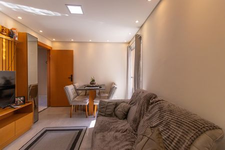 Sala de apartamento para alugar com 2 quartos, 47m² em Granja Viana, Cotia