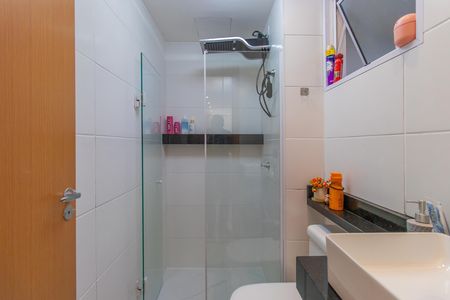 Apartamento para alugar com 47m², 2 quartos e 1 vaga Apartamento para alugar com 47m², 2 quartos e 1 vagaBanheiro