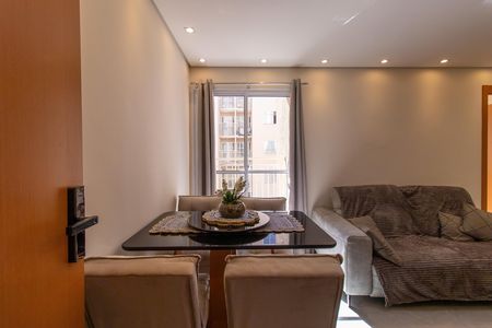 Apartamento para alugar com 47m², 2 quartos e 1 vaga Apartamento para alugar com 47m², 2 quartos e 1 vagaSala