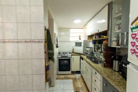 Cozinha de apartamento à venda com 3 quartos, 70m² em Tingui, Curitiba