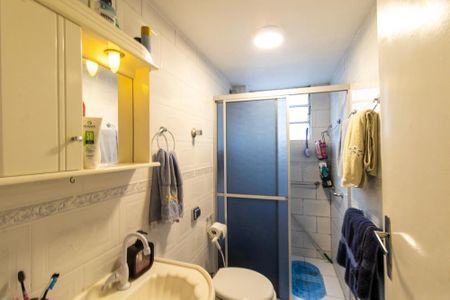 Apartamento à venda com 70m², 3 quartos e 1 vaga Apartamento à venda com 70m², 3 quartos e 1 vagaBanheiro Social