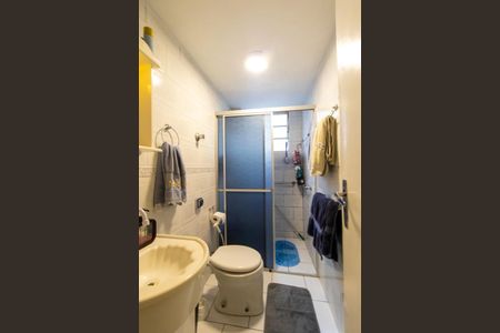 Banheiro Social de apartamento à venda com 3 quartos, 70m² em Tingui, Curitiba