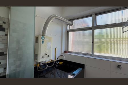 Apartamento à venda com 46m², 2 quartos e 1 vaga Apartamento à venda com 46m², 2 quartos e 1 vagaÁrea de serviço