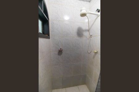 Casa para alugar com 90m², 2 quartos e 2 vagasBanheiro